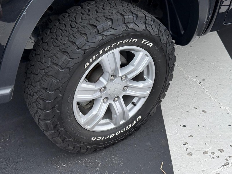 Ford Ranger Vehicle Full-screen Gallery Image 7