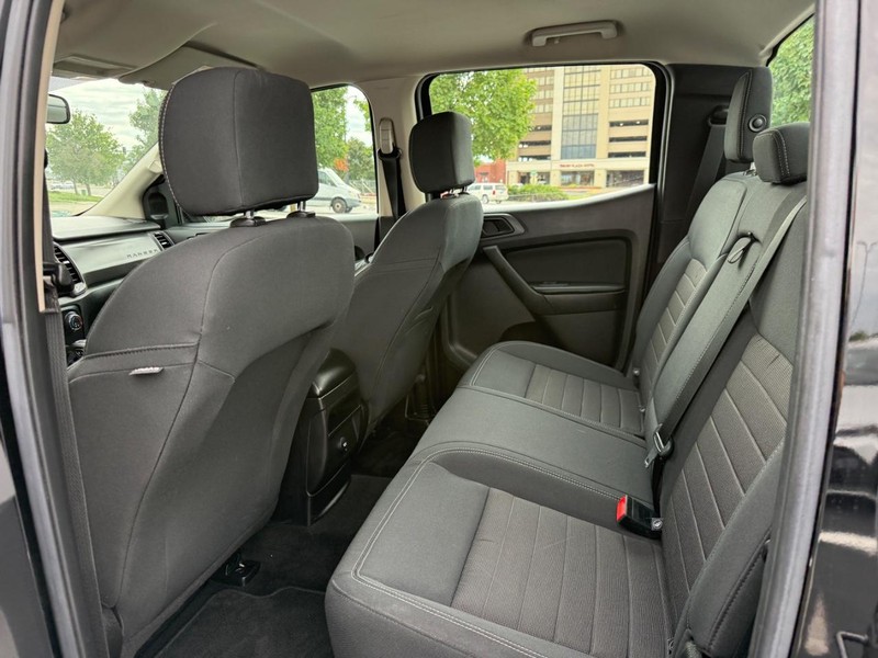 Ford Ranger Vehicle Full-screen Gallery Image 11