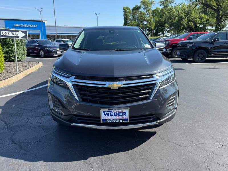 Chevrolet Equinox Vehicle Full-screen Gallery Image 10