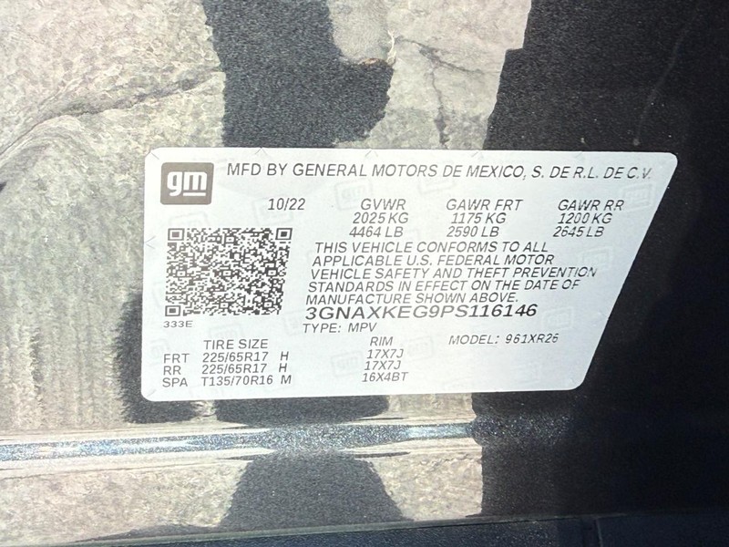 Chevrolet Equinox Vehicle Full-screen Gallery Image 24