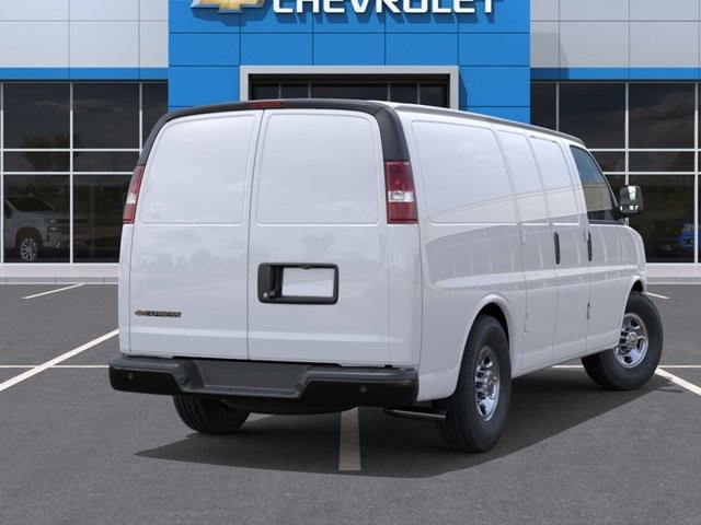 Chevrolet Express Cargo Van Vehicle Full-screen Gallery Image 5