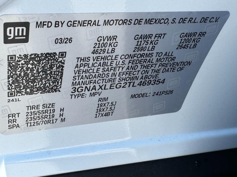 Chevrolet Equinox Vehicle Full-screen Gallery Image 19
