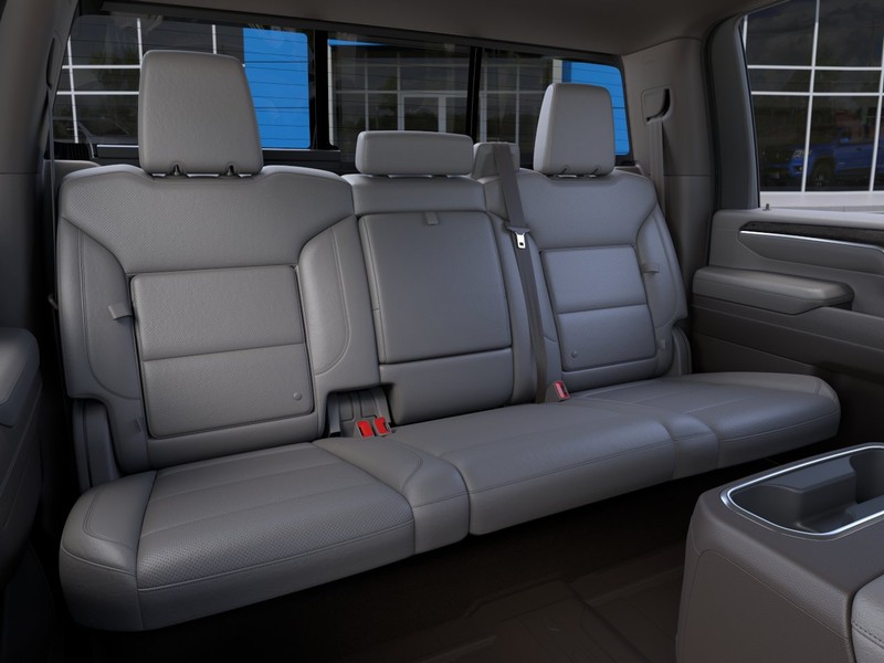 Chevrolet Silverado 2500HD Vehicle Full-screen Gallery Image 17