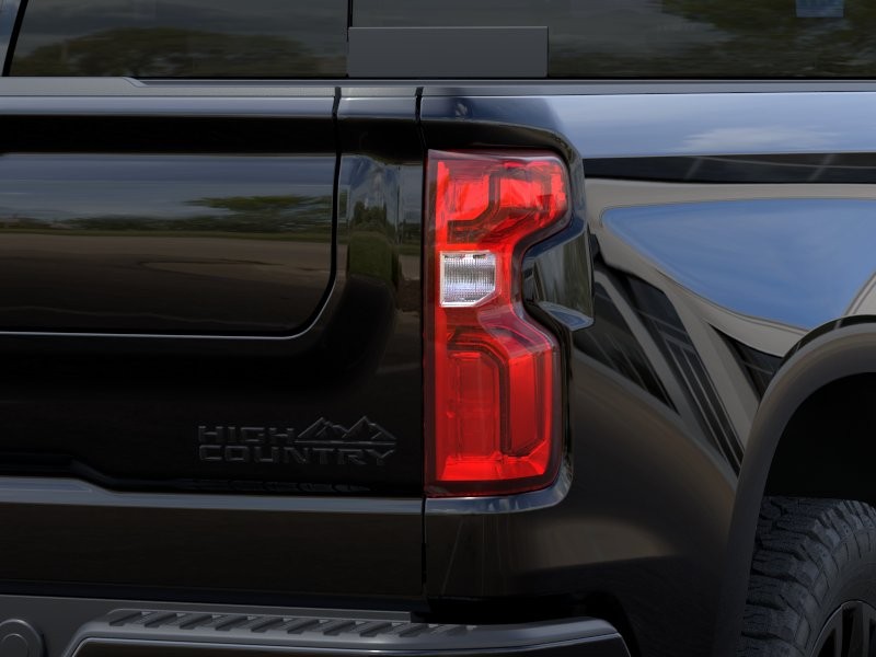 Chevrolet Silverado 1500 Vehicle Full-screen Gallery Image 11