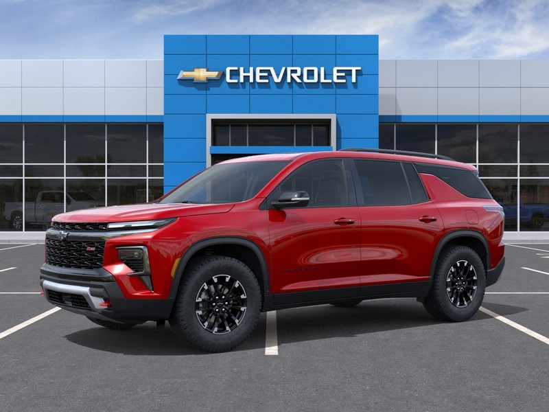 Chevrolet Traverse Vehicle Full-screen Gallery Image 2