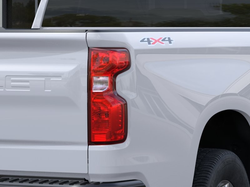 Chevrolet Silverado 1500 Vehicle Full-screen Gallery Image 11