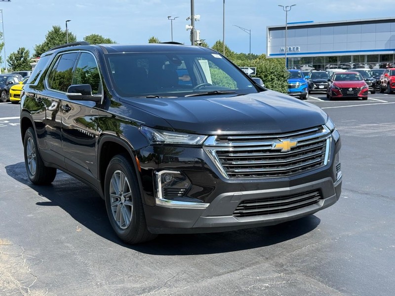Chevrolet Traverse Vehicle Full-screen Gallery Image 9