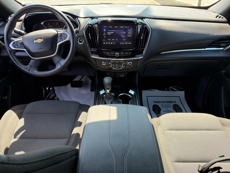 Chevrolet Traverse Vehicle Full-screen Gallery Image 13
