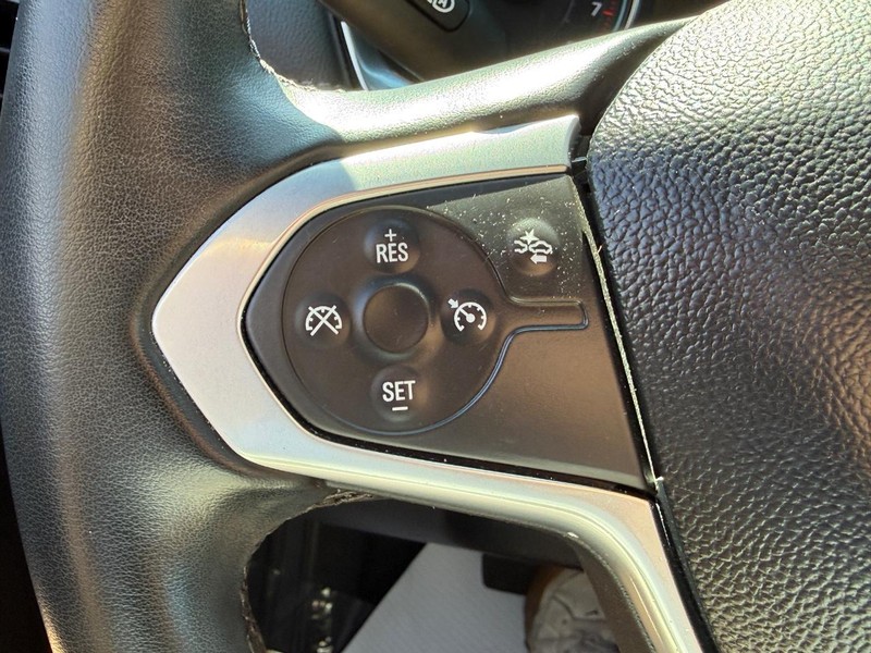 Chevrolet Traverse Vehicle Full-screen Gallery Image 19