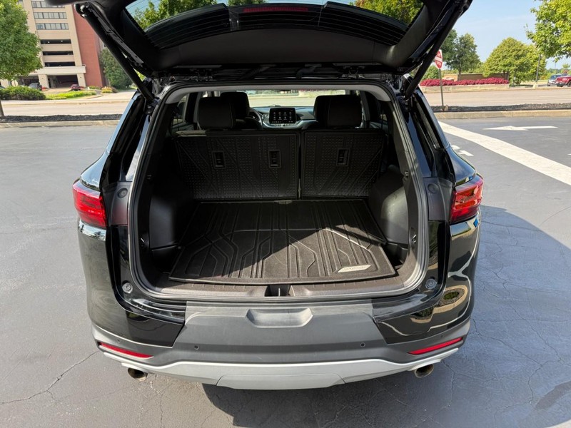 Chevrolet Blazer Vehicle Full-screen Gallery Image 05