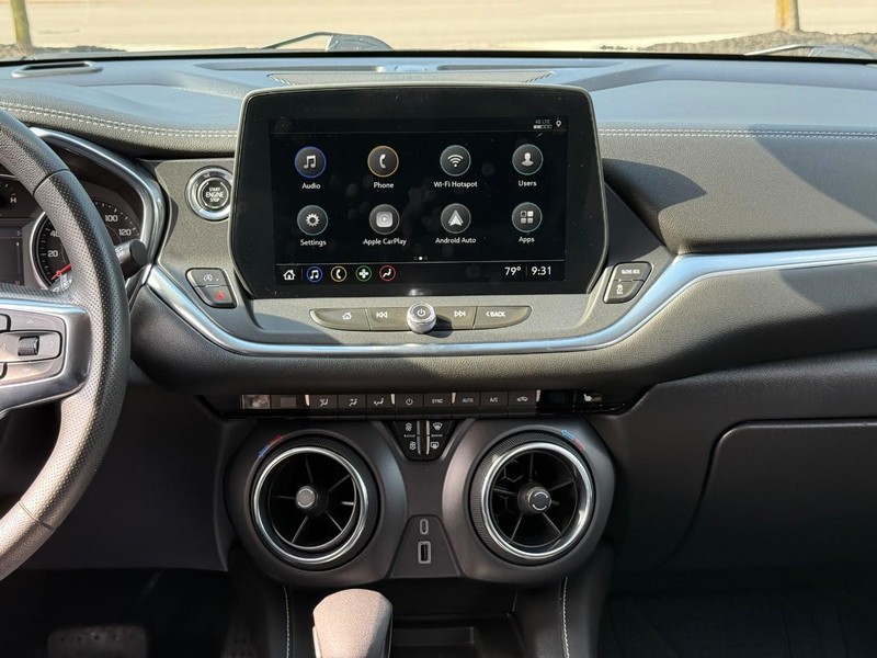 Chevrolet Blazer Vehicle Full-screen Gallery Image 13