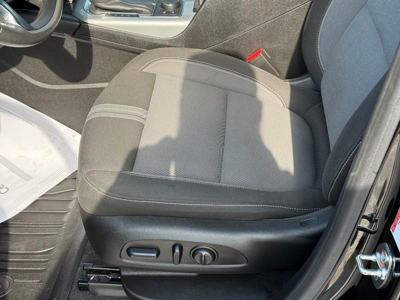 Chevrolet Blazer Vehicle Full-screen Gallery Image 16