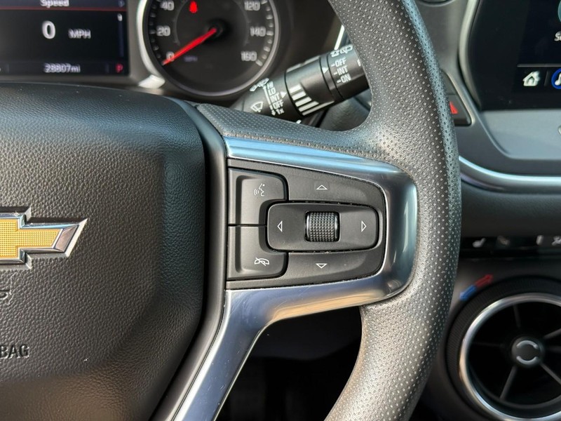 Chevrolet Blazer Vehicle Full-screen Gallery Image 19