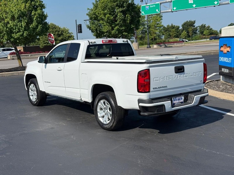 Chevrolet Colorado Vehicle Full-screen Gallery Image 3