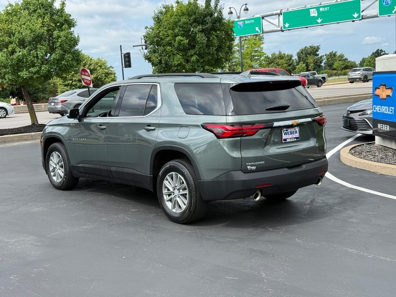 Chevrolet Traverse Vehicle Full-screen Gallery Image 3