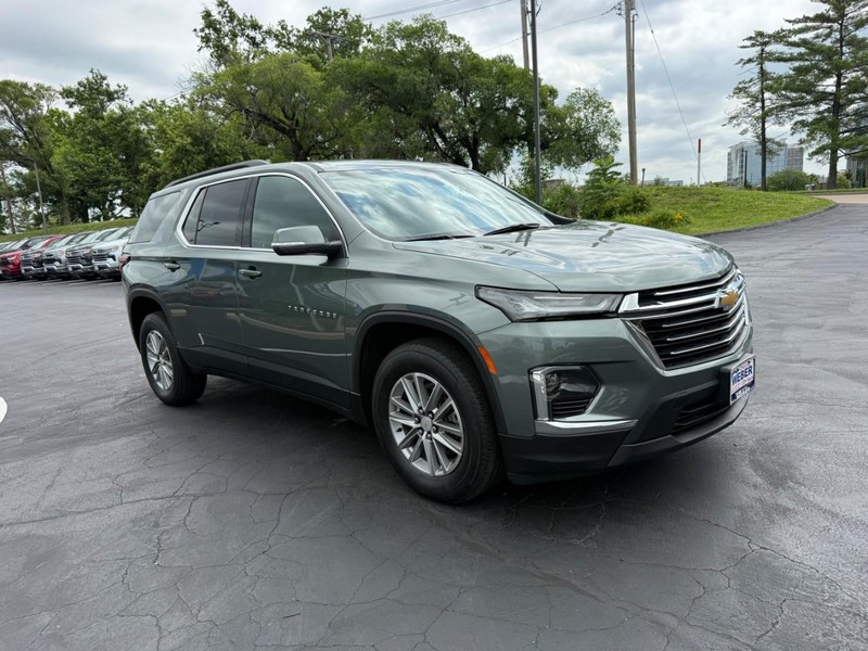 Chevrolet Traverse Vehicle Full-screen Gallery Image 8