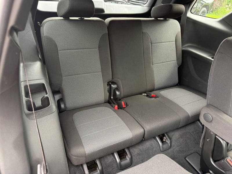 Chevrolet Traverse Vehicle Full-screen Gallery Image 11