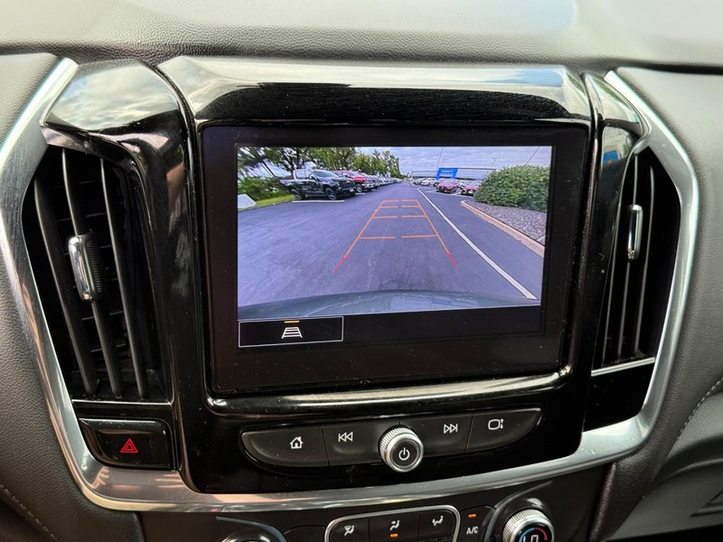 Chevrolet Traverse Vehicle Full-screen Gallery Image 23