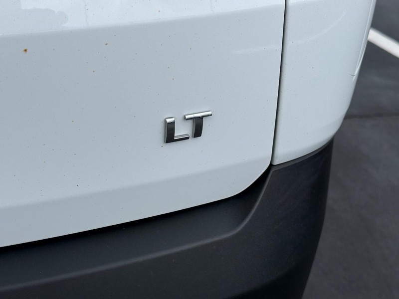 Chevrolet Traverse Vehicle Full-screen Gallery Image 6