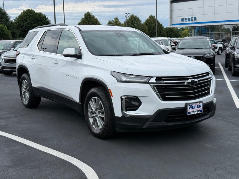 Chevrolet Traverse Vehicle Full-screen Gallery Image 9