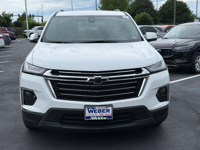 Chevrolet Traverse Vehicle Full-screen Gallery Image 10