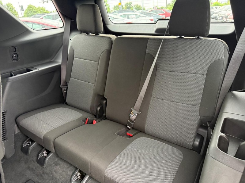 Chevrolet Traverse Vehicle Full-screen Gallery Image 11