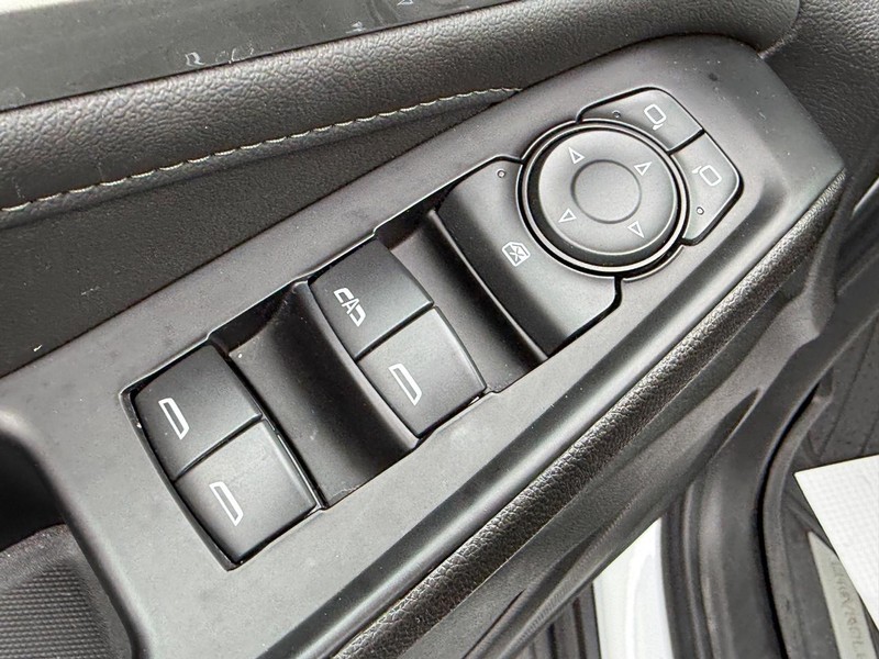 Chevrolet Traverse Vehicle Full-screen Gallery Image 17