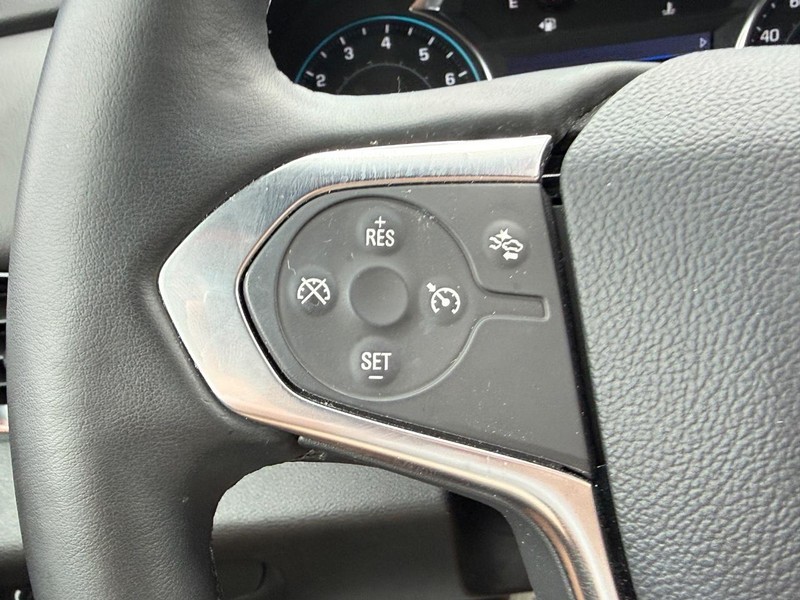 Chevrolet Traverse Vehicle Full-screen Gallery Image 19