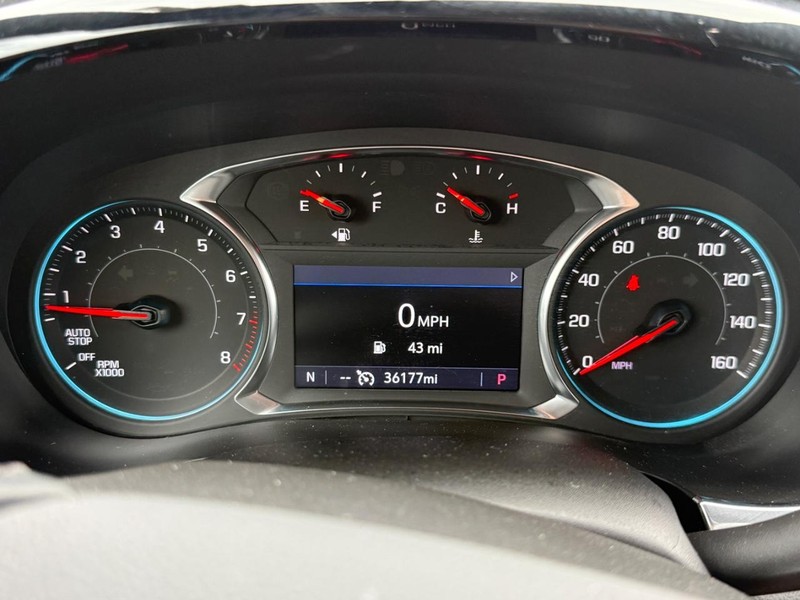 Chevrolet Traverse Vehicle Full-screen Gallery Image 21