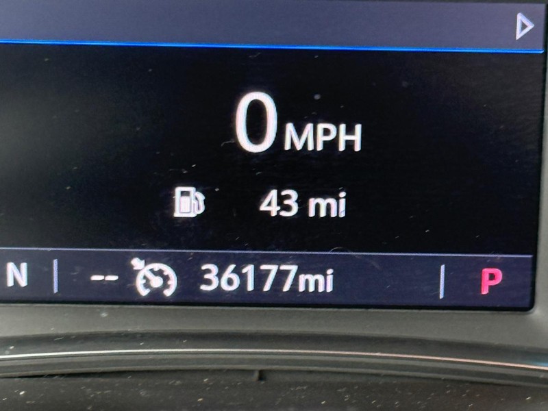 Chevrolet Traverse Vehicle Full-screen Gallery Image 22