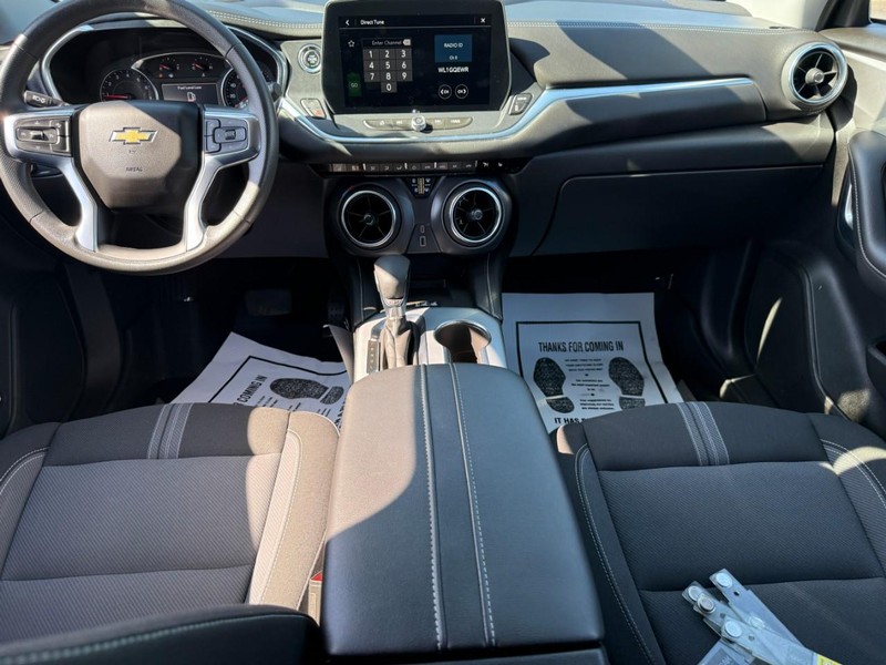 Chevrolet Blazer Vehicle Full-screen Gallery Image 11