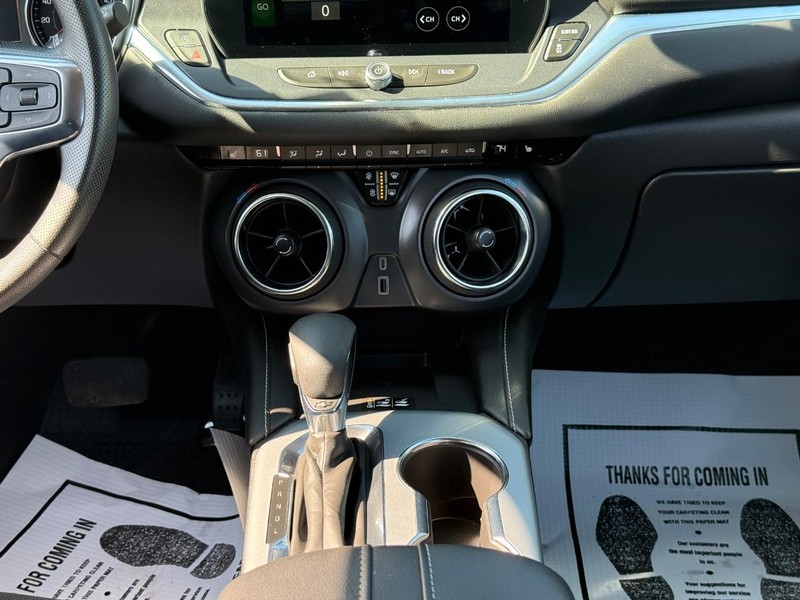 Chevrolet Blazer Vehicle Full-screen Gallery Image 14