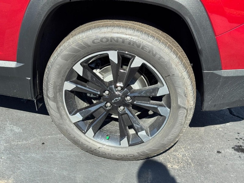 Chevrolet Equinox Vehicle Full-screen Gallery Image 5