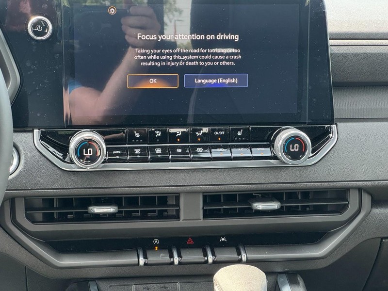 Chevrolet Colorado Vehicle Full-screen Gallery Image 8