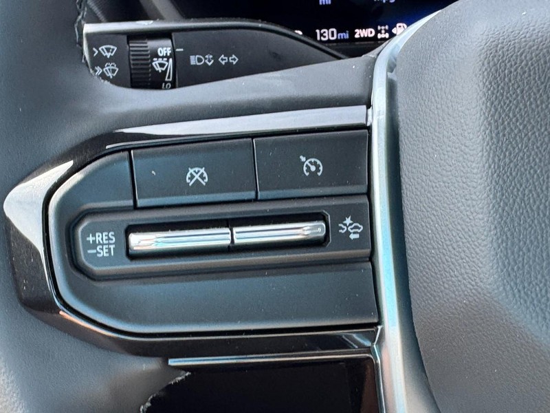 Chevrolet Colorado Vehicle Full-screen Gallery Image 13