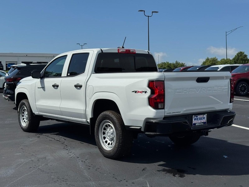 Chevrolet Colorado Vehicle Full-screen Gallery Image 3