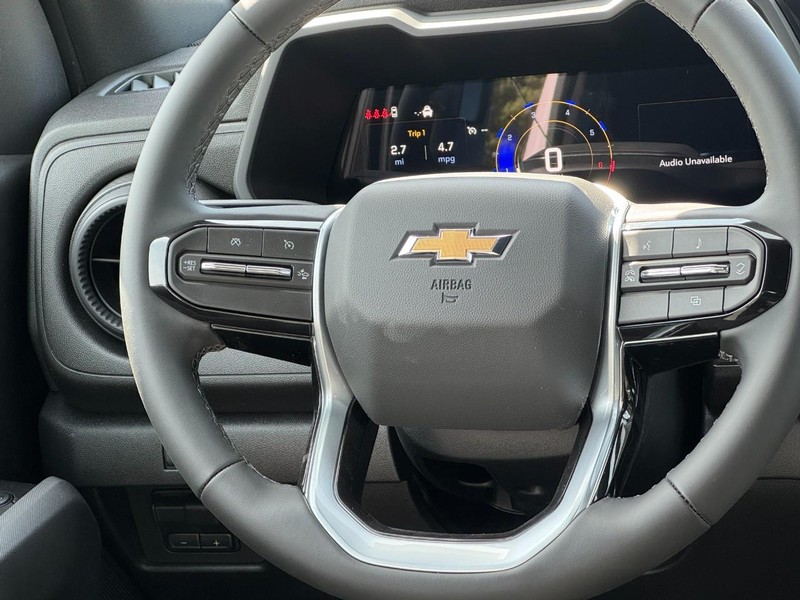 Chevrolet Colorado Vehicle Full-screen Gallery Image 7