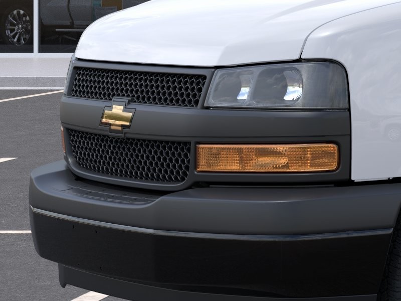 Chevrolet Express Cargo Van Vehicle Full-screen Gallery Image 13