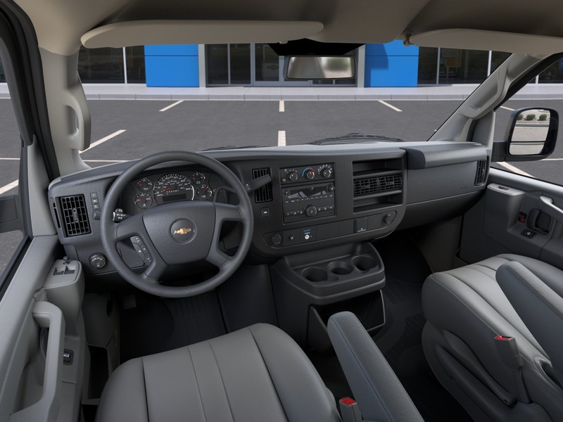 Chevrolet Express Cargo Van Vehicle Full-screen Gallery Image 15
