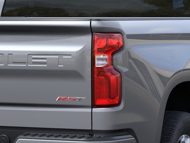 Chevrolet Silverado 1500 Vehicle Full-screen Gallery Image 11