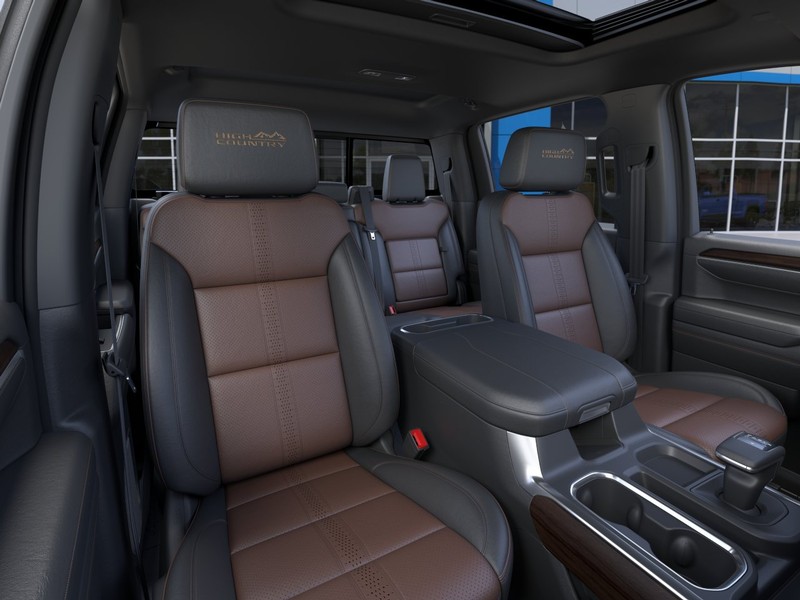 Chevrolet Silverado 1500 Vehicle Full-screen Gallery Image 16