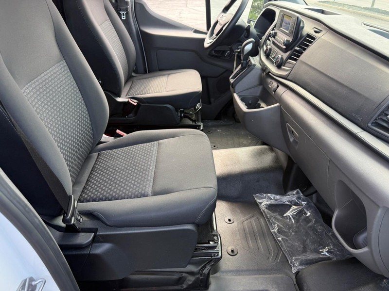 Ford Transit Cargo Van Vehicle Full-screen Gallery Image 11