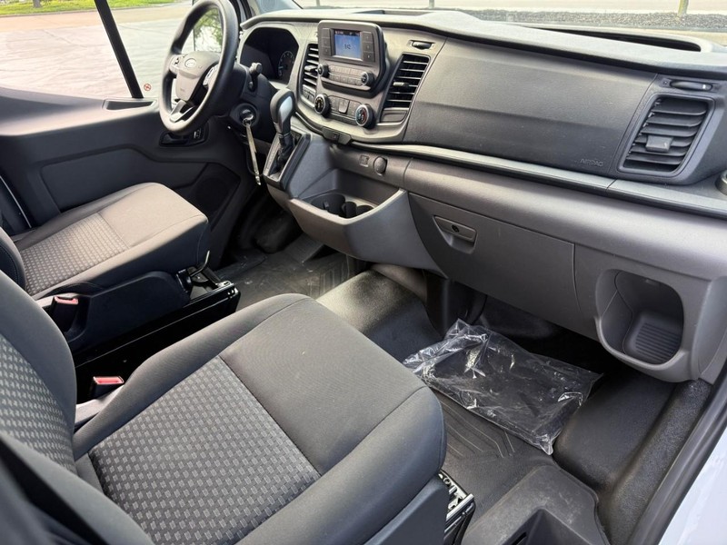 Ford Transit Cargo Van Vehicle Full-screen Gallery Image 12