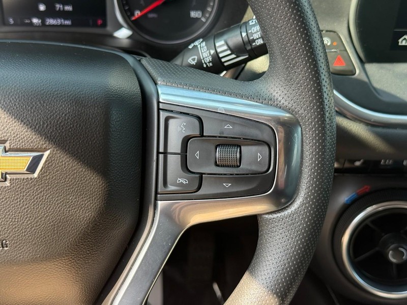 Chevrolet Blazer Vehicle Full-screen Gallery Image 21