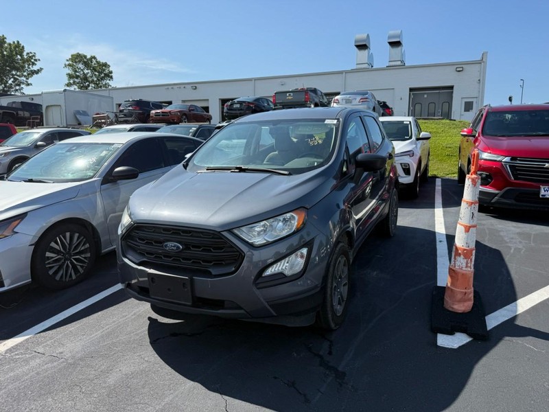 Ford EcoSport Vehicle Full-screen Gallery Image 3