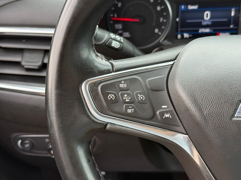 Chevrolet Equinox Vehicle Full-screen Gallery Image 19