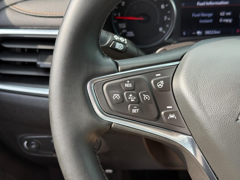 Chevrolet Equinox Vehicle Full-screen Gallery Image 19