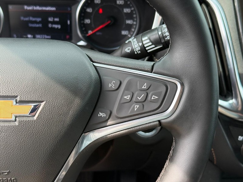 Chevrolet Equinox Vehicle Full-screen Gallery Image 20