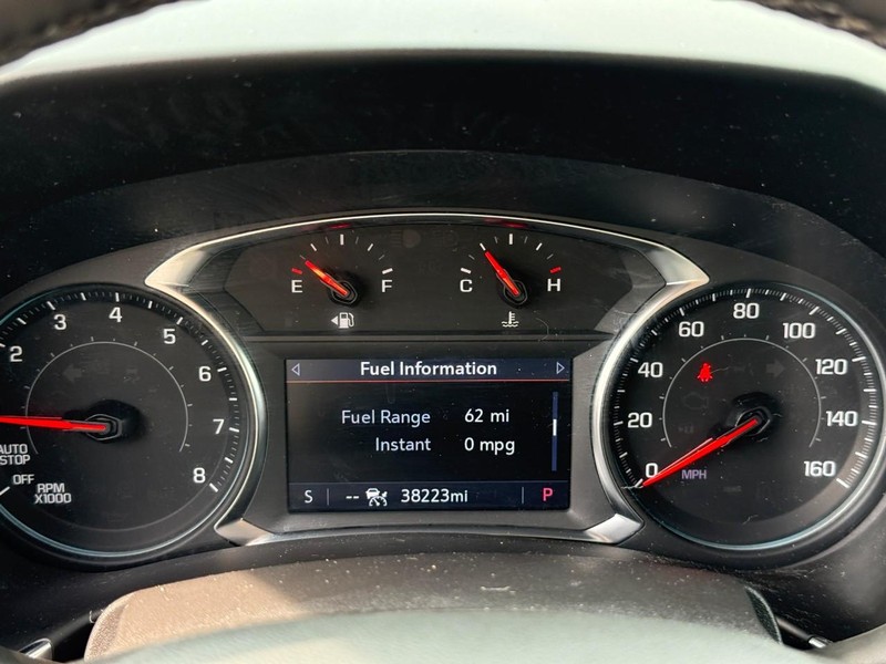 Chevrolet Equinox Vehicle Full-screen Gallery Image 21