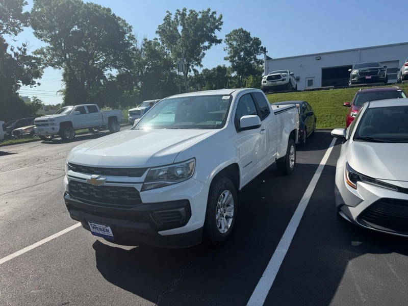 Chevrolet Colorado Vehicle Full-screen Gallery Image 2